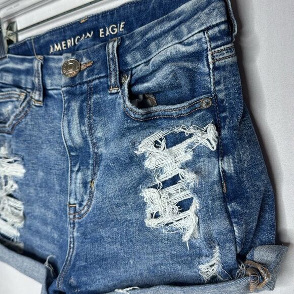 American Eagle Next Level Stretch Curvy High Rise Shortie Jeans Shorts. Size 00. - Picture 2 of 8